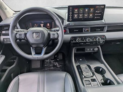 New 2026 Honda Pilot Touring image 14