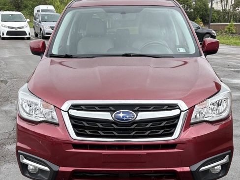 Used 2018 Subaru Forester 2.5i Limited w/ Popular Package #2 AWD/4WD image 2