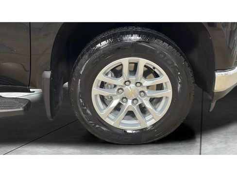 Used 2019 Chevrolet Silverado 1500 LT w/ All-Star Edition image 18