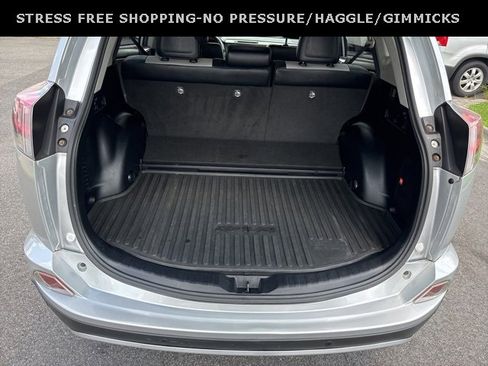 Used 2016 Toyota RAV4 Limited image 33
