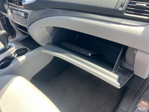 Used 2016 Honda Pilot EX-L image 25