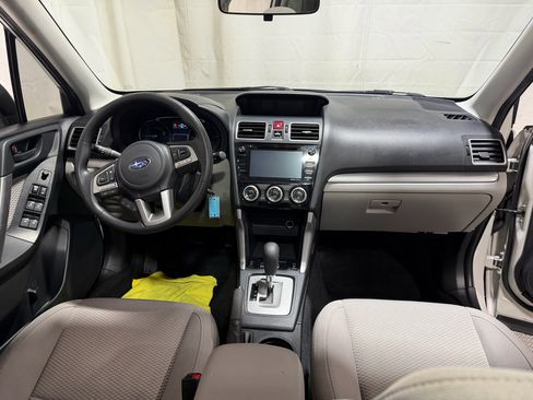 Used 2018 Subaru Forester 2.5i Premium image 17