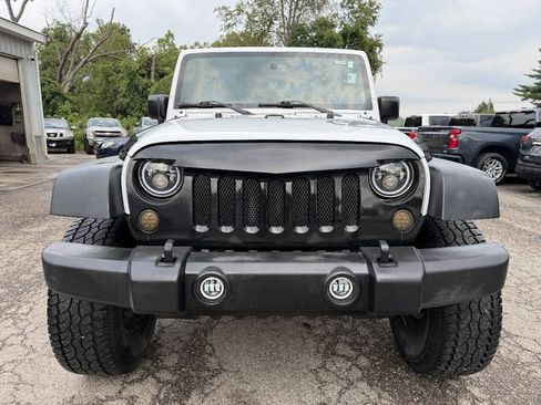 Used 2016 Jeep Wrangler Unlimited Sport w/ Quick Order Package 24S AWD/4WD image 2