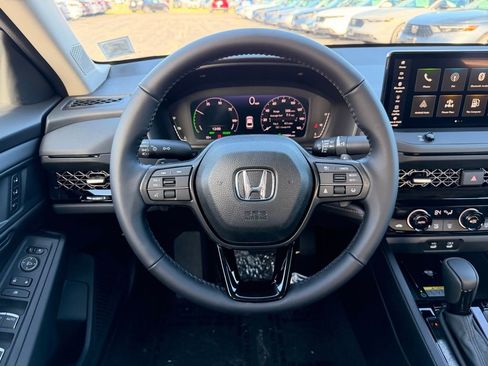 New 2025 Honda Accord EX-L image 6
