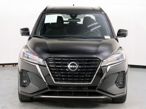 Used 2022 Nissan Kicks SR image 39