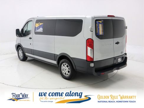 Used 2016 Ford Transit 150 XLT image 6