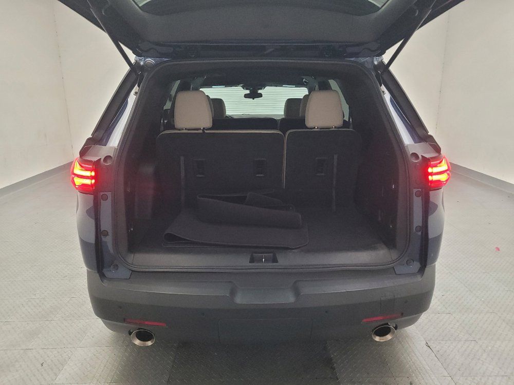 Used 2022 Chevrolet Traverse LS FWD image 29