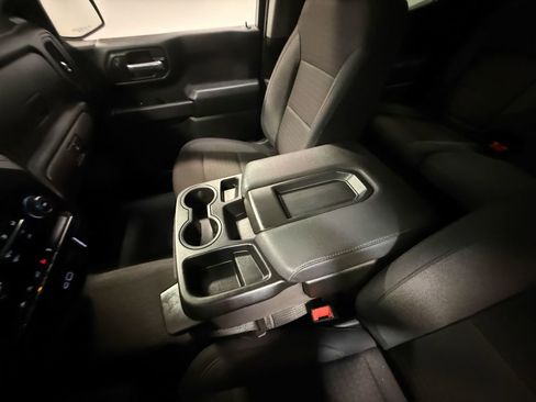 Used 2024 Chevrolet Silverado 1500 Custom AWD/4WD image 77