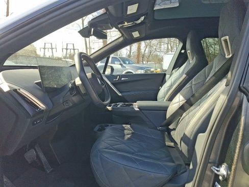 Used 2024 BMW iX xDrive50 w/ Premium Package image 13