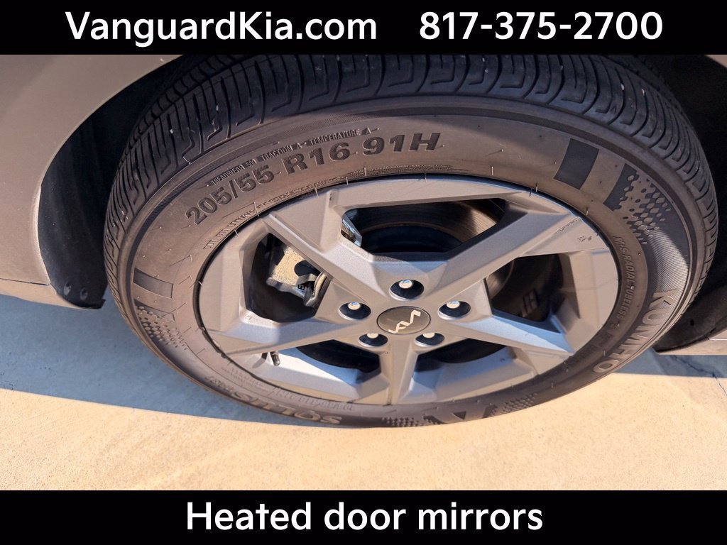 Certified 2025 Kia K4 FWD image 10