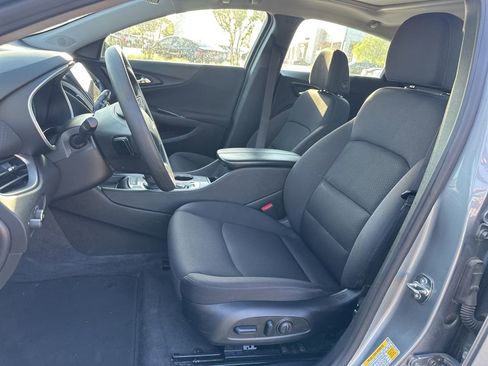 Used 2024 Chevrolet Malibu LT image 10