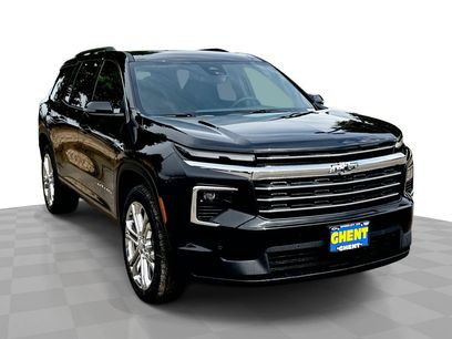 New 2025 Chevrolet Traverse LT w/ Enhanced Driving Package