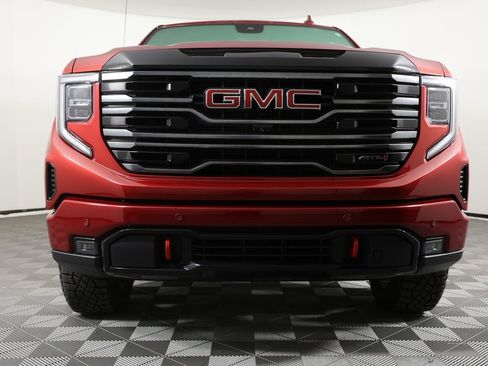 Used 2025 GMC Sierra 1500 AT4 w/ AT4 Premium Package image 2