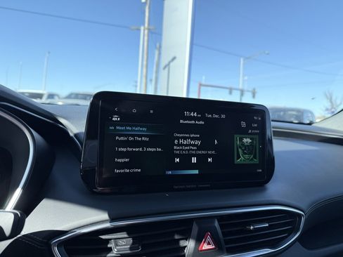 Used 2021 Hyundai Santa Fe Limited image 16