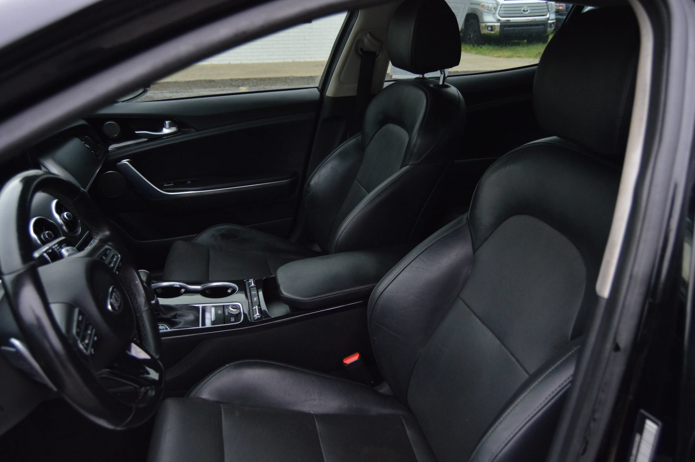 Used 2019 Kia Stinger Premium RWD image 8