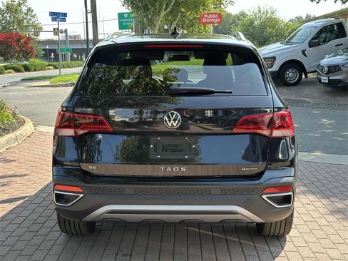 Used 2022 Volkswagen Taos SE image 5