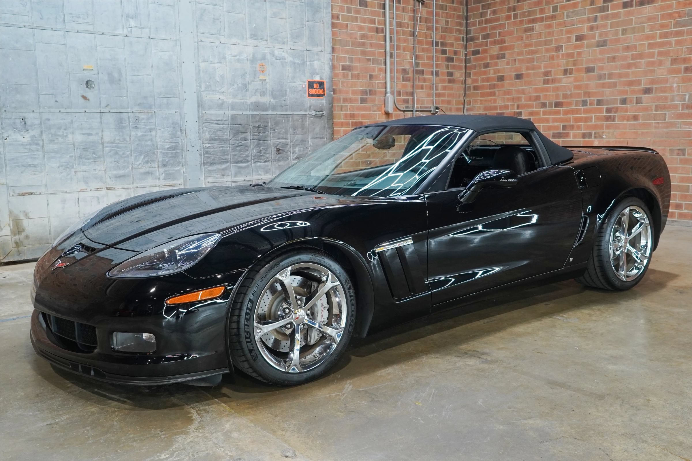 Used 2011 Chevrolet Corvette Grand Sport w/ Preferred Equipment Group RWD image 19