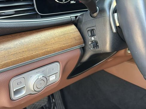 Certified 2025 Mercedes-Benz GLE 350 4MATIC image 26