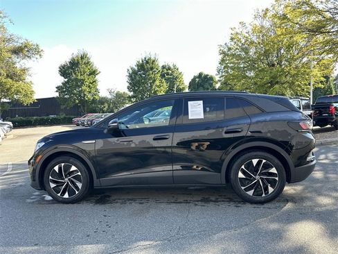Used 2021 Volkswagen ID.4 Pro image 2