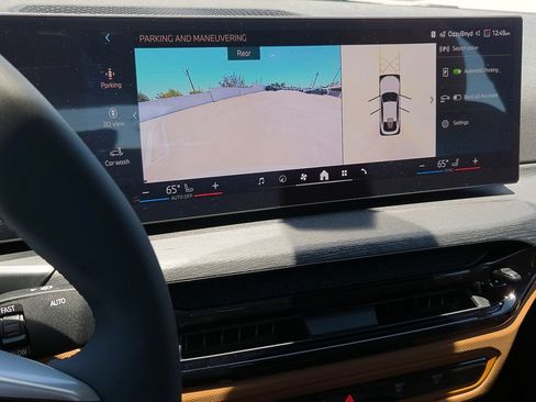 New 2026 BMW i4 eDrive40 w/ Parking Assistance Package RWD image 11