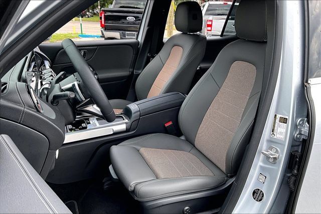 Certified 2025 Mercedes-Benz EQB 250+ image 18
