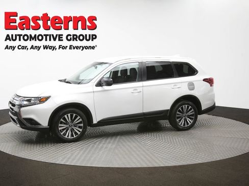 Used 2020 Mitsubishi Outlander ES image 57