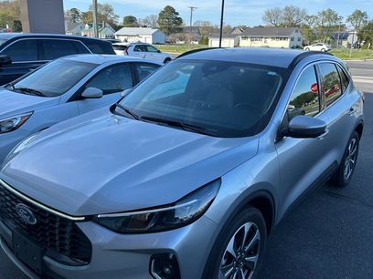 Used 2023 Ford Escape Platinum