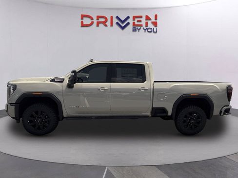 New 2026 GMC Sierra 2500 AT4 w/ AT4 Premium Plus Package AWD/4WD image 7