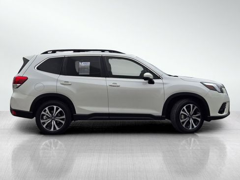 Certified 2023 Subaru Forester Limited AWD/4WD image 3