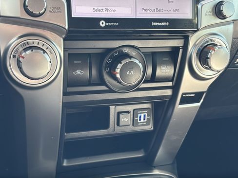 Used 2022 Toyota 4Runner TRD Sport w/ Technology Package image 32