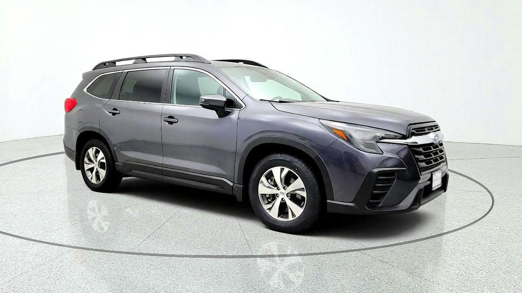 Used 2024 Subaru Ascent Premium w/ Convenience Package AWD/4WD image 3