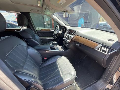 Used 2014 Mercedes-Benz GL 450 4MATIC image 10