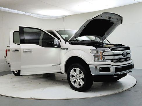 Used 2018 Ford F150 Lariat w/ Equipment Group 502A Luxury image 9