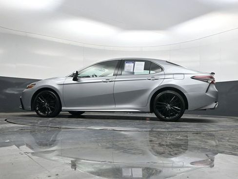 Used 2023 Toyota Camry XSE image 31