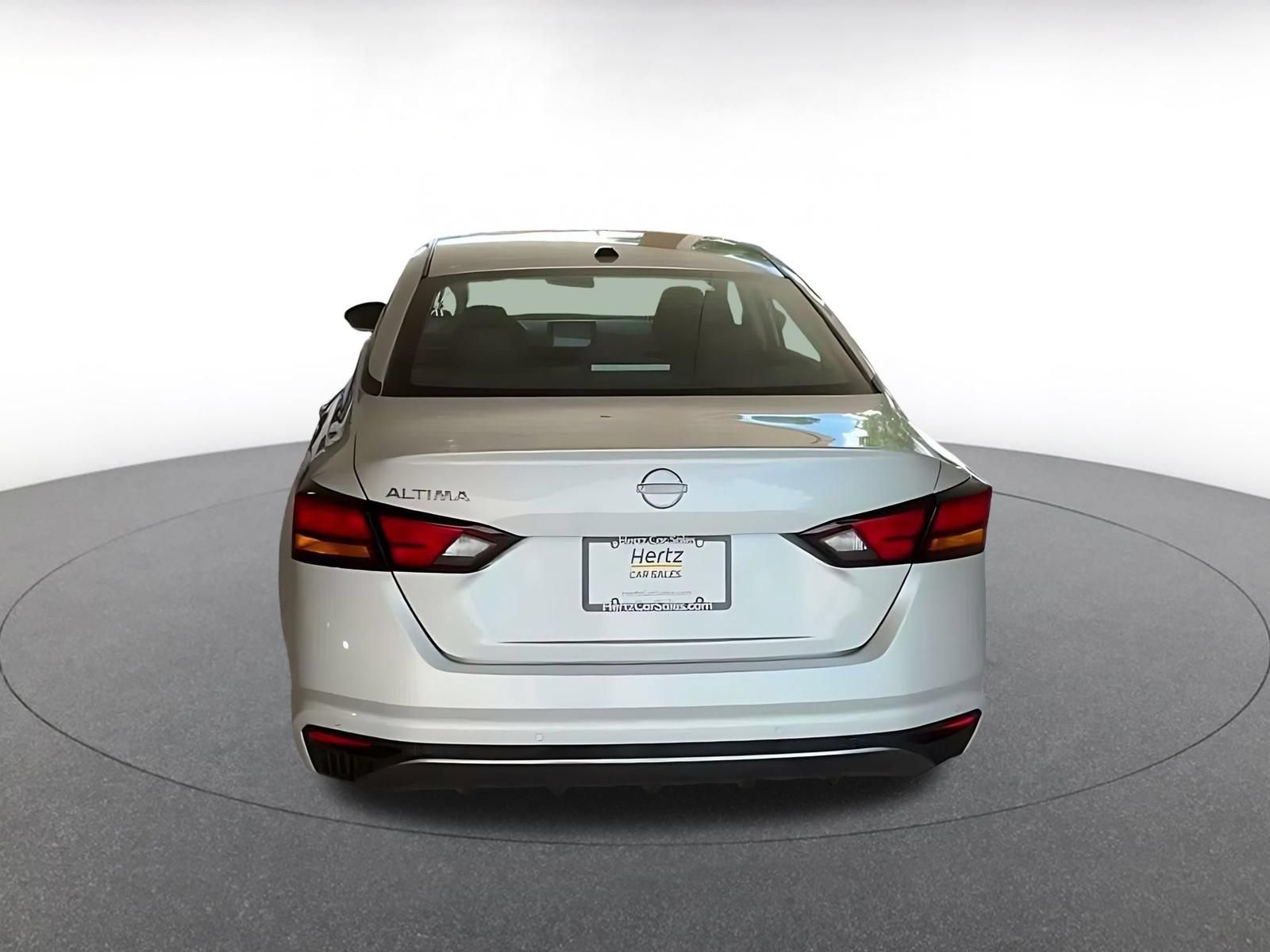 Used 2026 Nissan Altima 2.5 SV FWD image 12