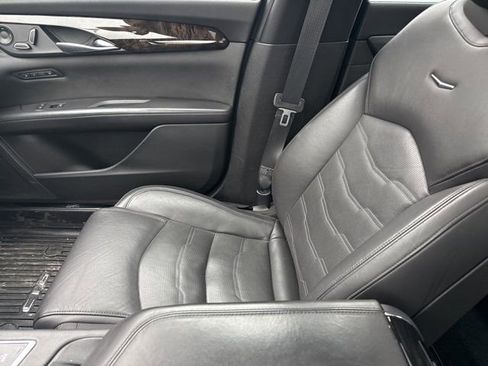 Used 2018 Cadillac CT6 Luxury image 16