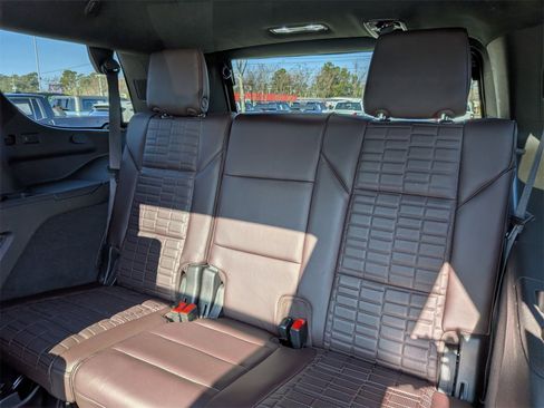 Used 2021 Cadillac Escalade Sport Platinum w/ Heavy-Duty Trailer Package image 33