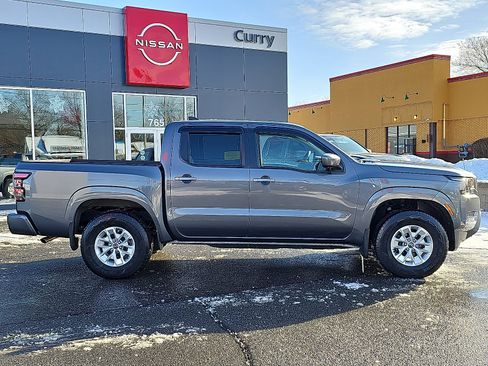 Certified 2024 Nissan Frontier SV w/ Technology Package image 7