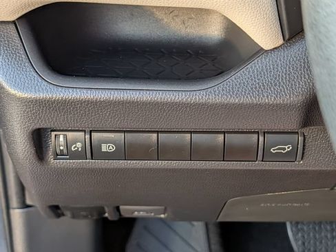 Used 2025 Toyota RAV4 XLE w/ Convenience Package FWD image 21