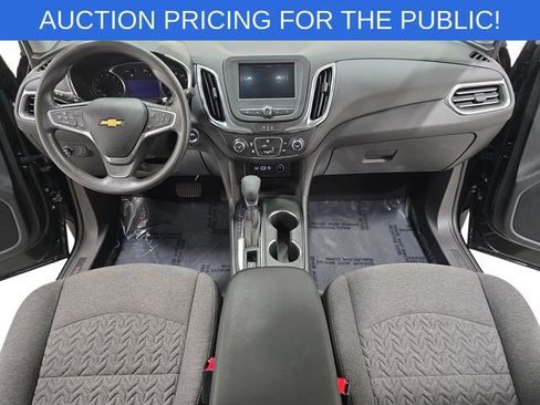 Used 2022 Chevrolet Equinox LT w/ LPO, Floor Liner Package image 9