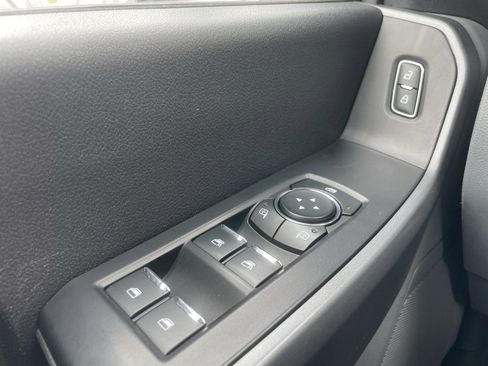 Used 2024 Ford F250 XLT image 27