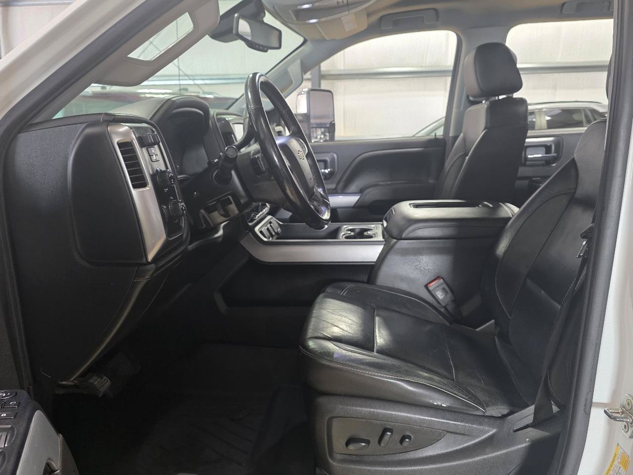 Used 2019 Chevrolet Silverado 2500 LTZ w/ Duramax Plus Package AWD/4WD image 12