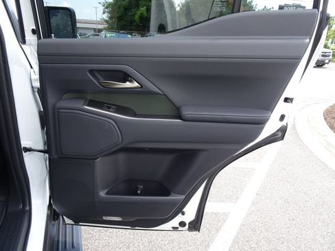 Used 2024 Lexus GX 550 AWD/4WD image 19