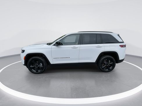 Used 2026 Jeep Grand Cherokee Limited w/ Limited Altitude Package AWD/4WD image 10