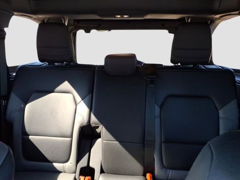 Used 2022 Ford Bronco Black Diamond image 12