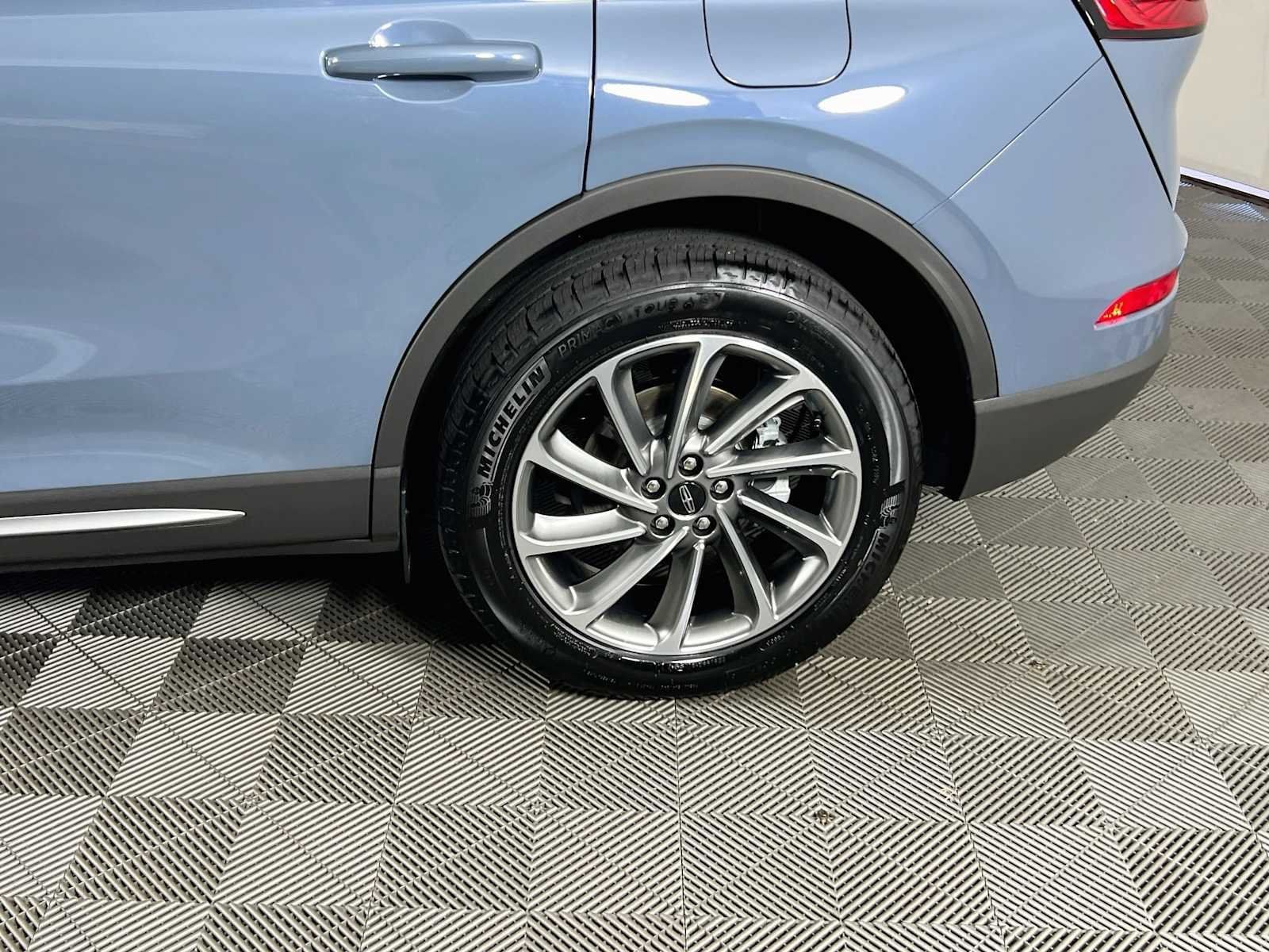Used 2026 Lincoln Corsair Premiere AWD/4WD image 32