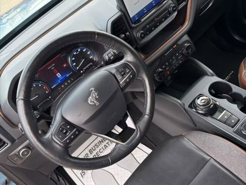 Used 2021 Ford Bronco Sport Outer Banks image 8