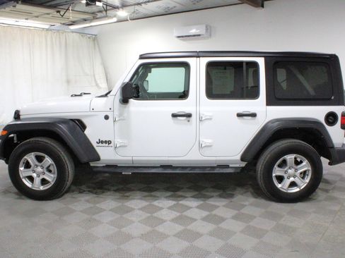 Used 2023 Jeep Wrangler Unlimited Sport AWD/4WD image 30