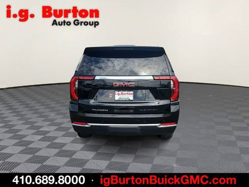 Used 2025 GMC Yukon Elevation AWD/4WD image 5