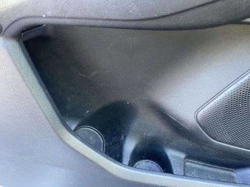 Used 2022 Ford Escape SE w/ SE Sport Appearance Package image 21